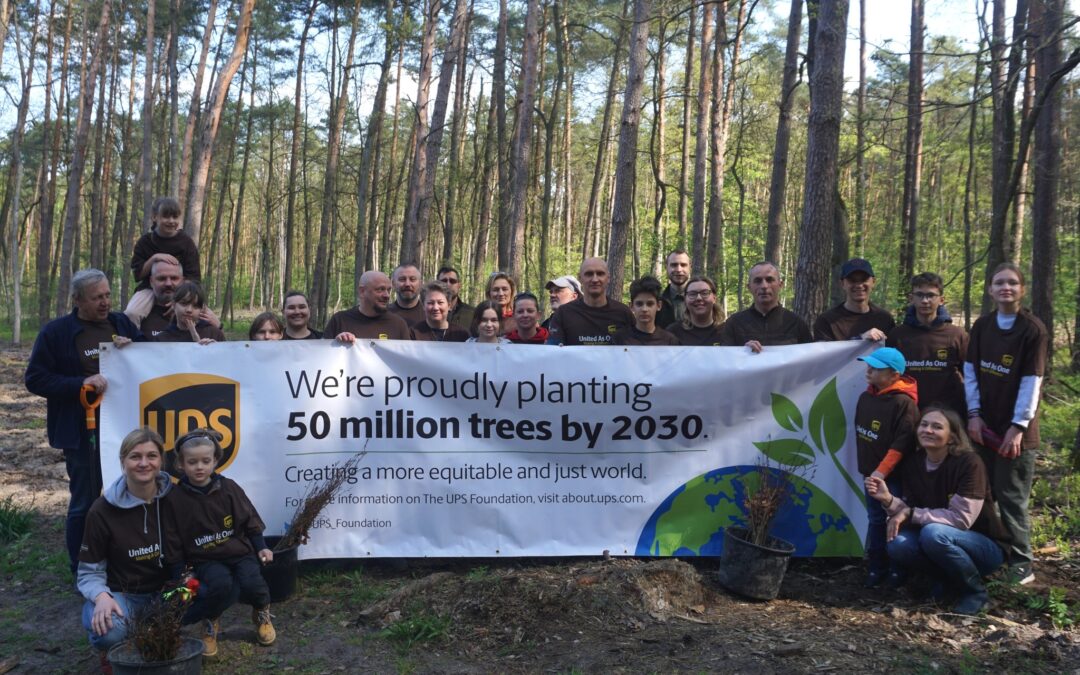 500 drzew z ITF i UPS Polska